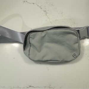 NWOT Lululemon everywhere belt bag